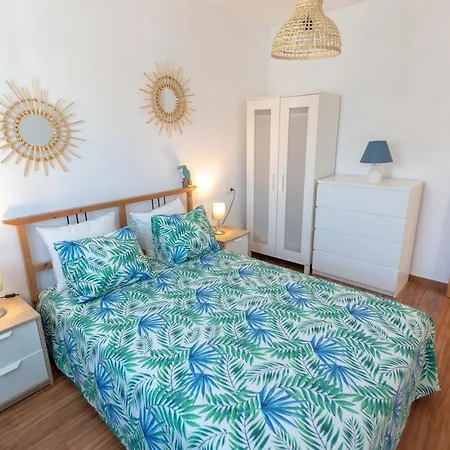 Holidays By The Sea Apartment