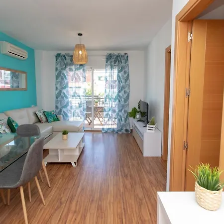 Holidays By The Sea Apartment *